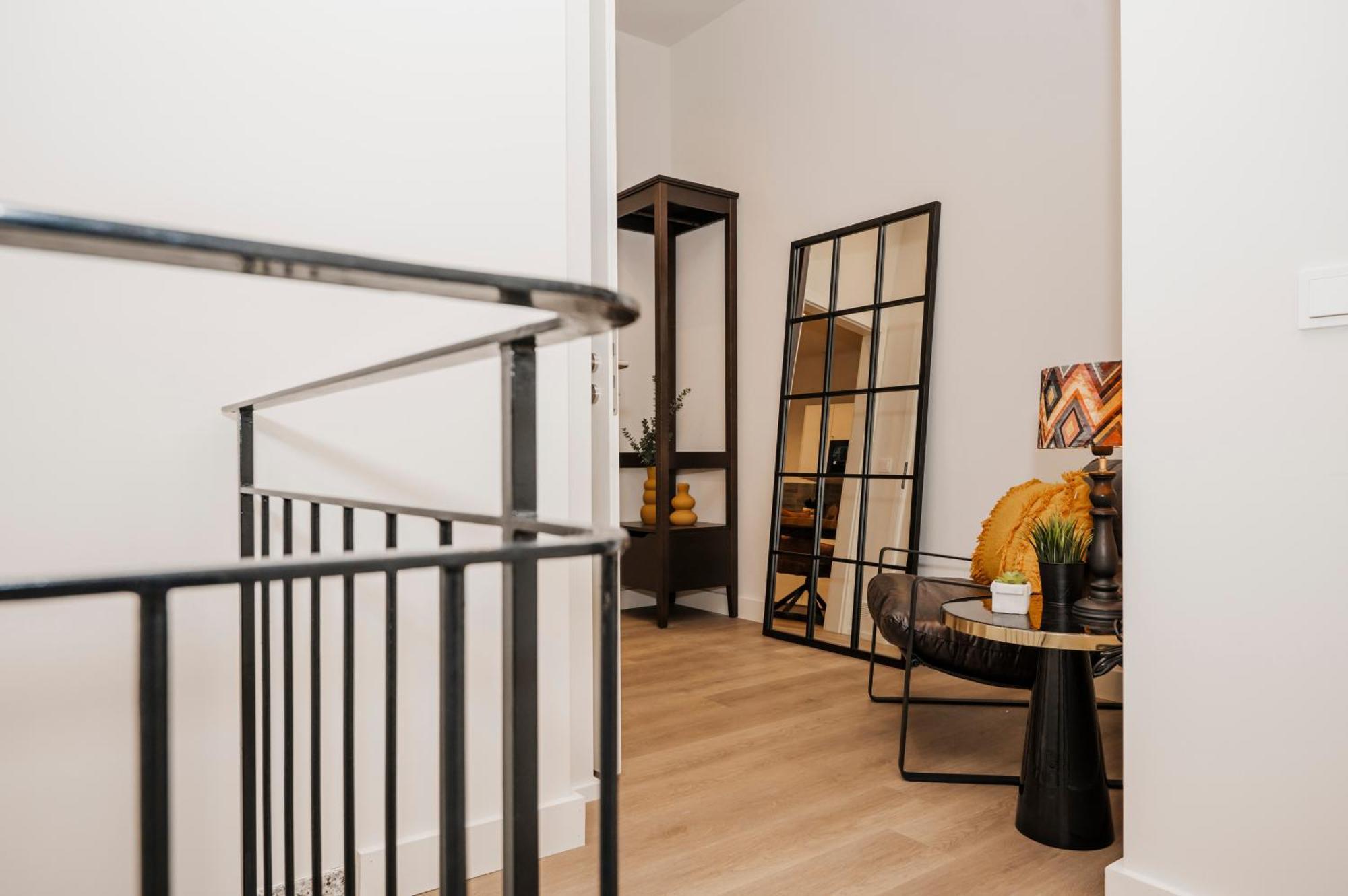 S331 - Luxurious Two Bedroom Duplex Apartment In Köln Ngoại thất bức ảnh